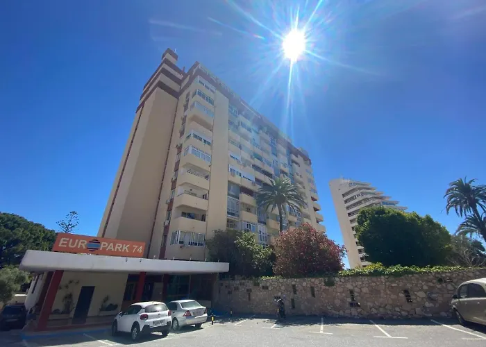 Cozy 1 Bed Apartment In Europark 74