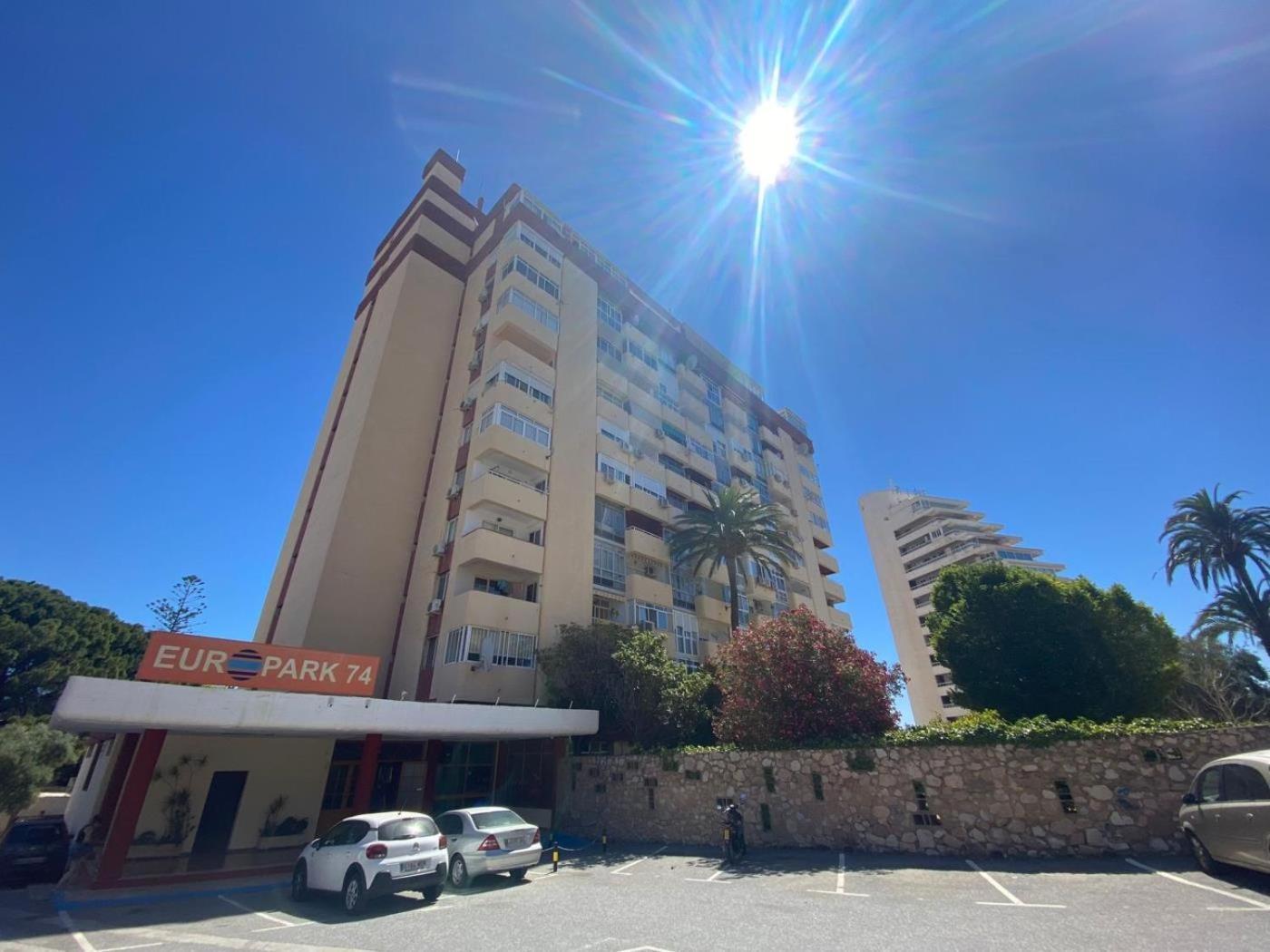 Cozy 1 Bed In Europark 74 Apartment Benalmádena