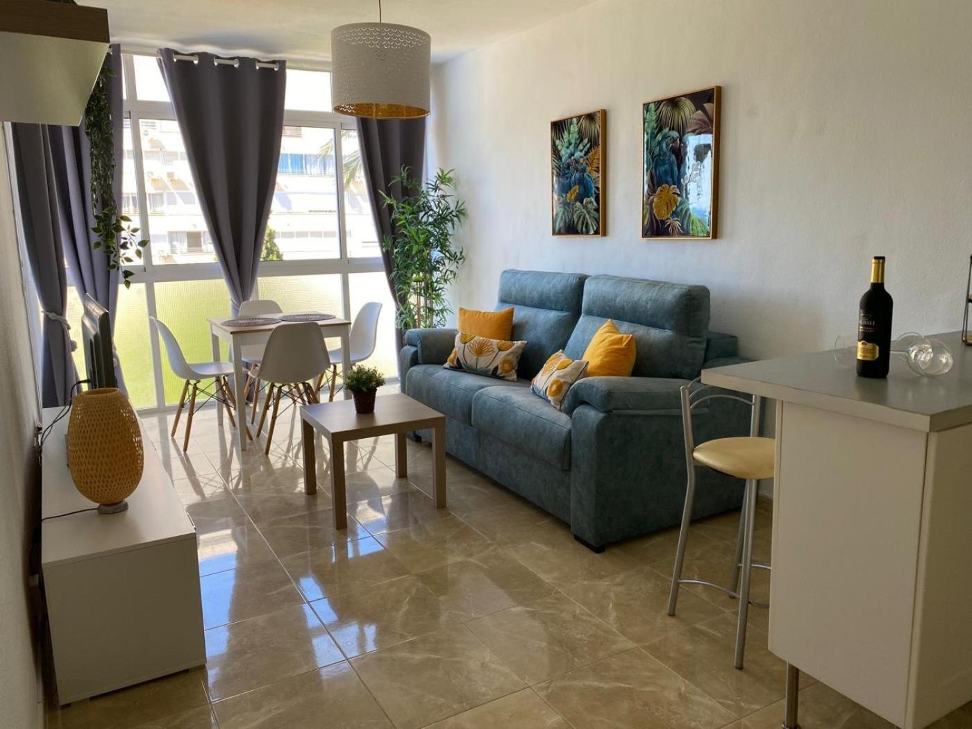 Cozy 1 Bed In Europark 74 Apartament